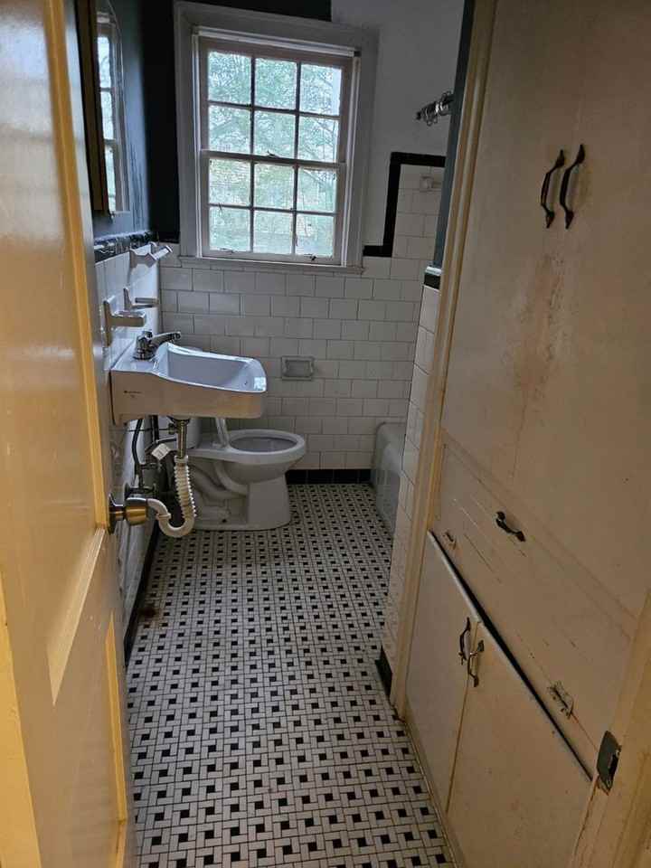 2218 Palmetto St - Photo 7 of 8