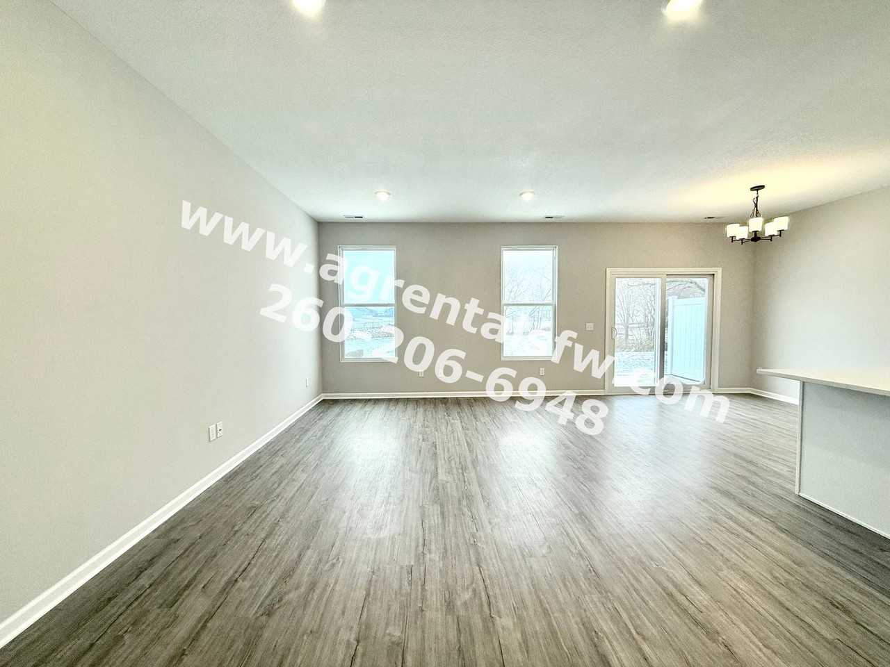 1303 N West Hamilton Rd - Photo 6 of 24