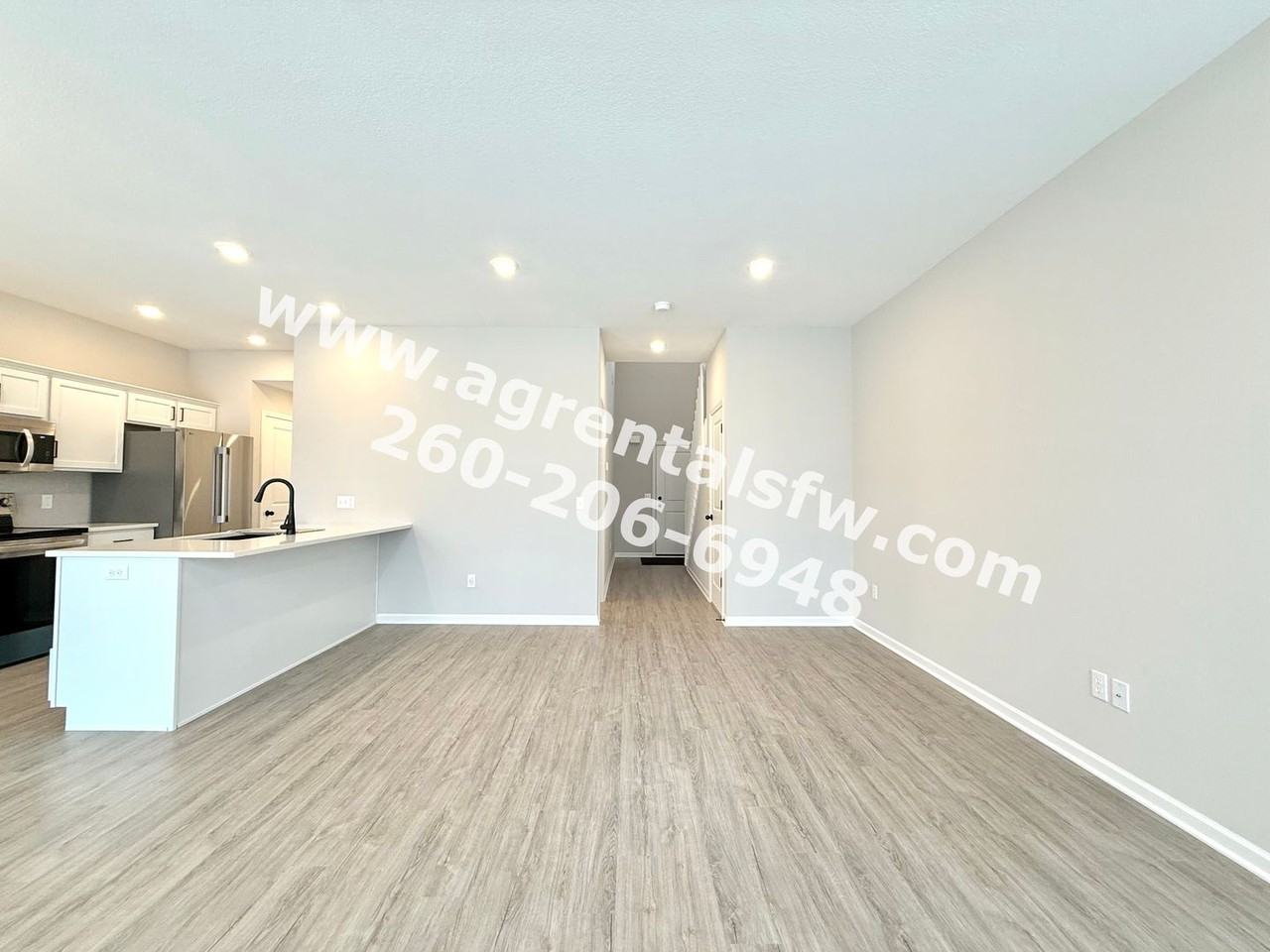 1303 N West Hamilton Rd - Photo 7 of 24