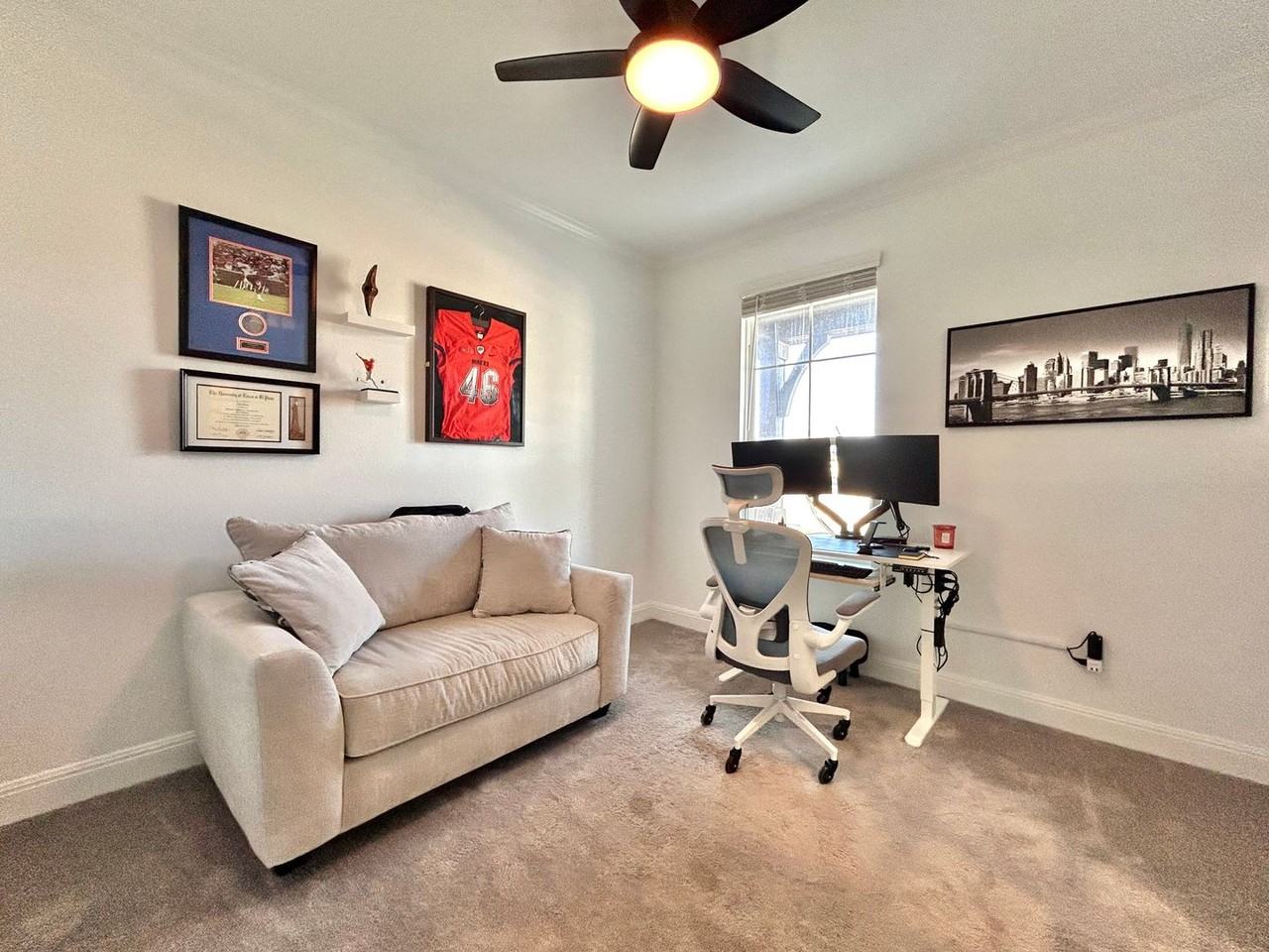 508 Acuff Ln - Photo 4 of 35