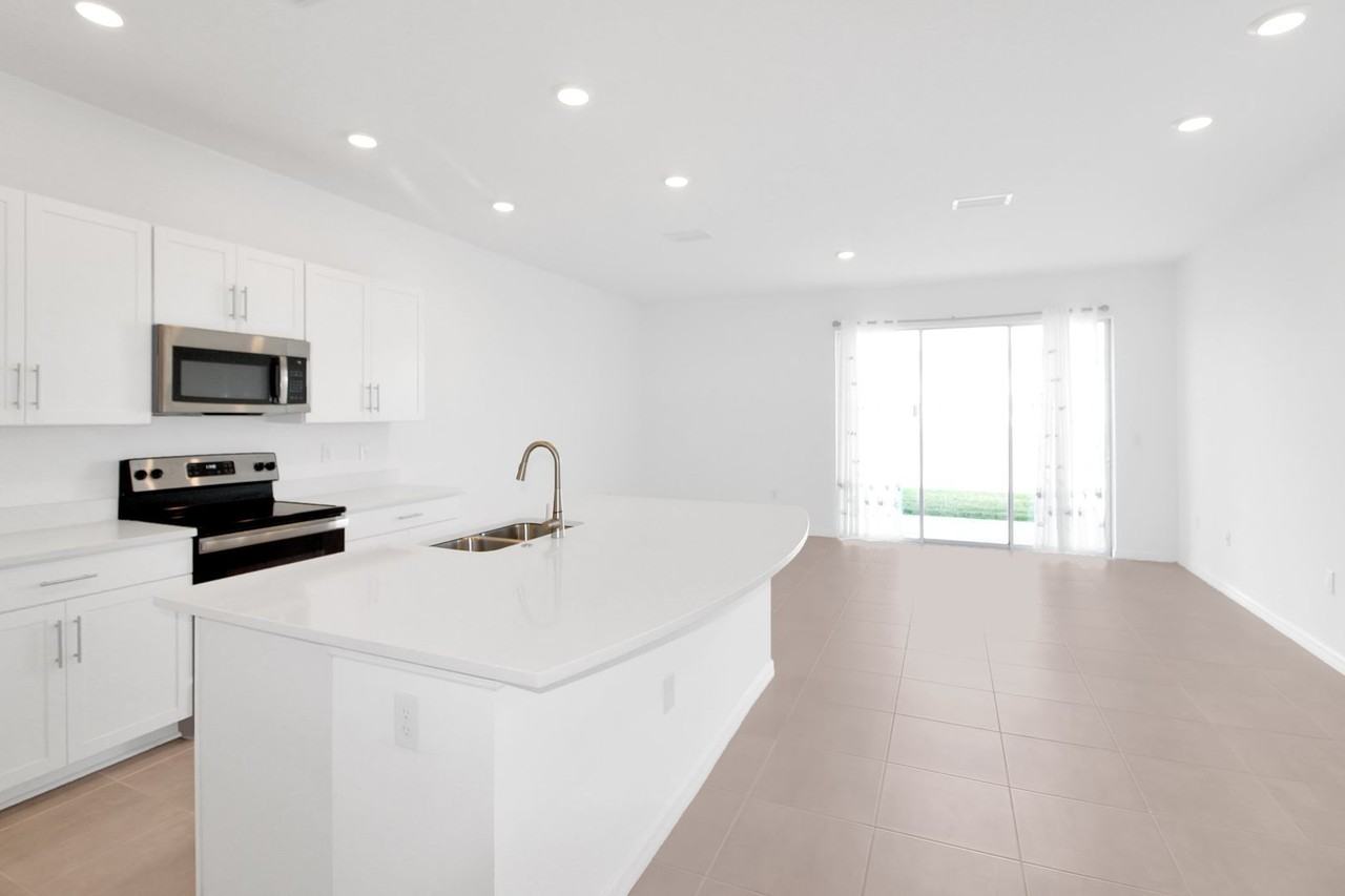 5728 Haven Ter - Photo 3 of 26