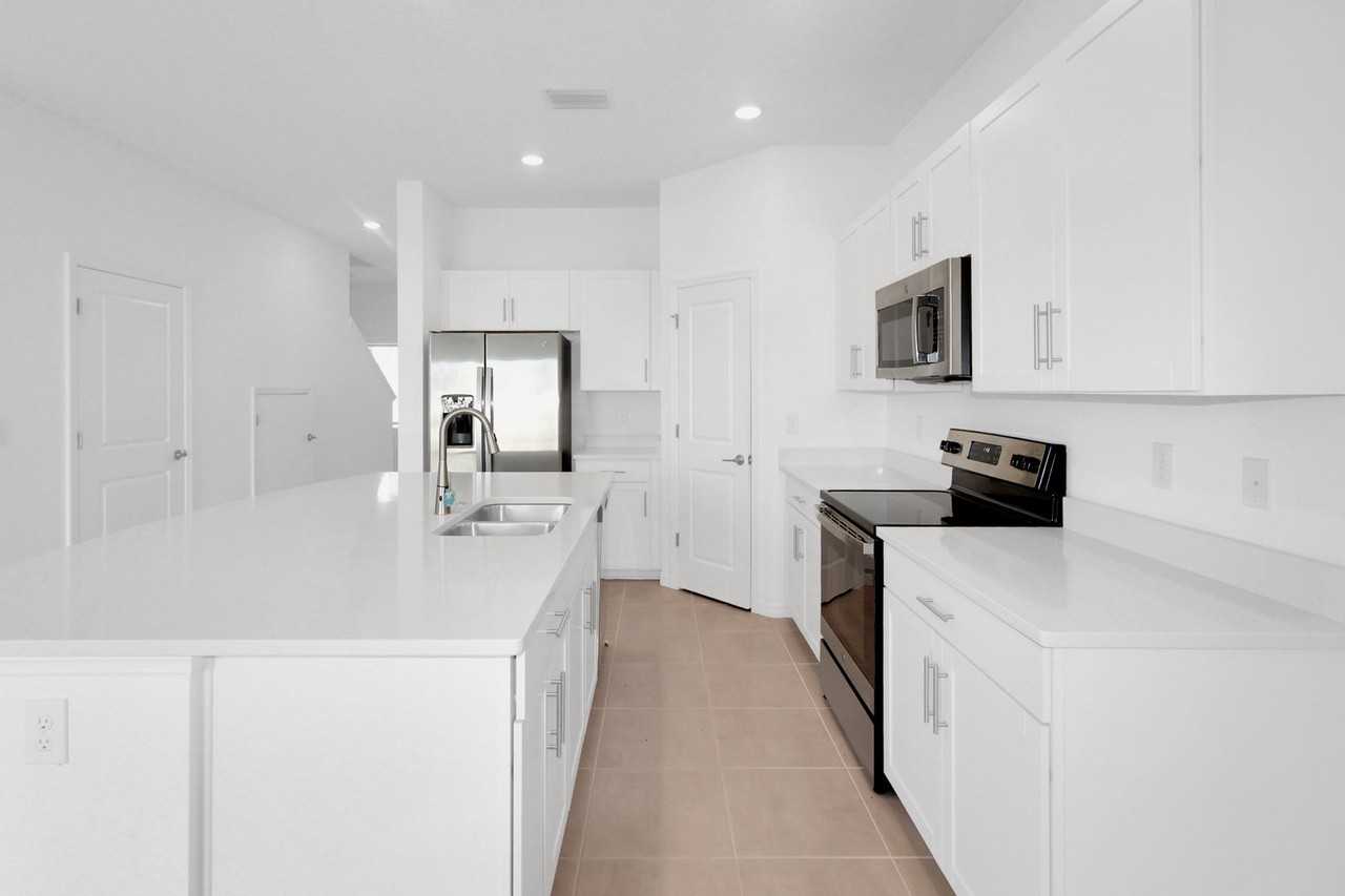 5728 Haven Ter - Photo 5 of 26