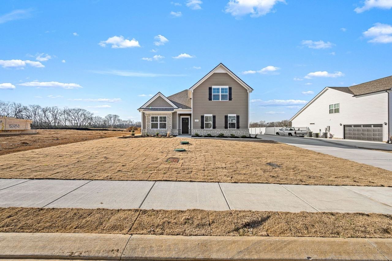 2625 Unitas Dr - Photo 2 of 47