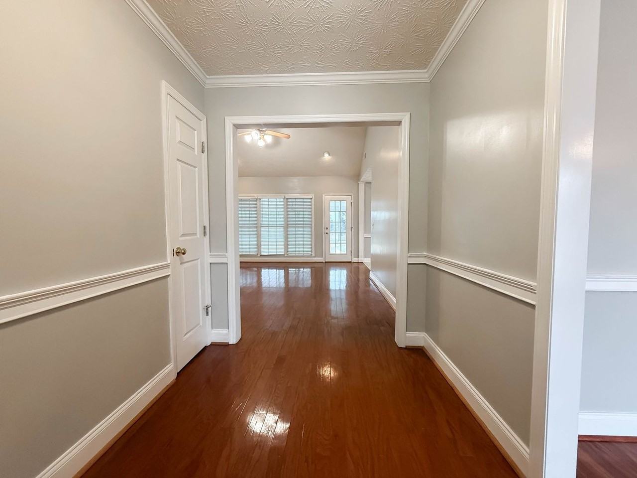 7982 Westlake Dr - Photo 2 of 46