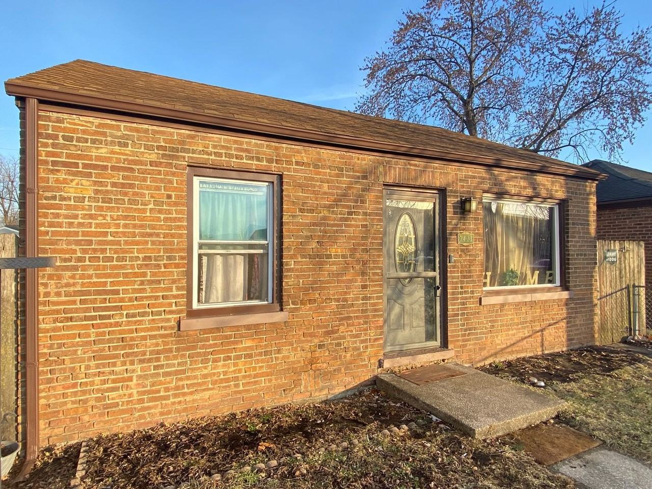 7423 Chestnut Ave - Photo 2 of 11