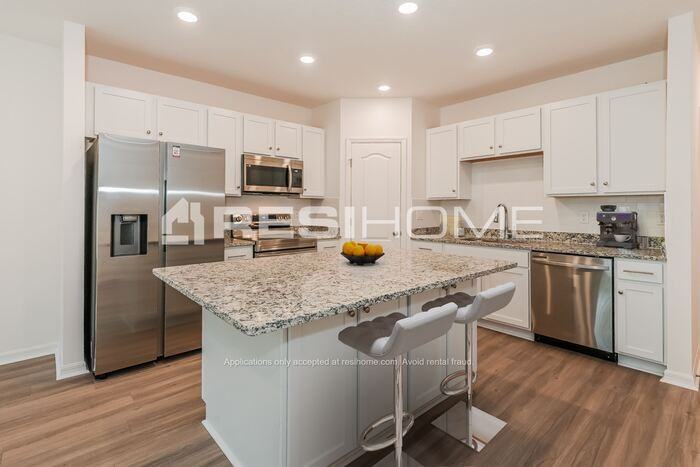 4149 Deer Trace Ln - Photo 3 of 26