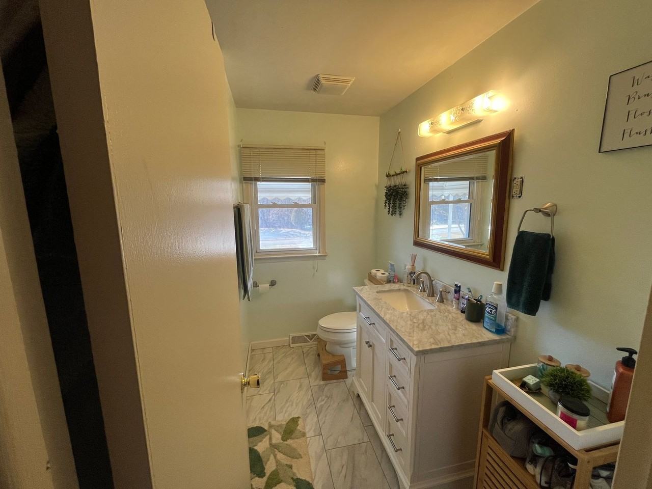 265 View St - Photo 6 of 10