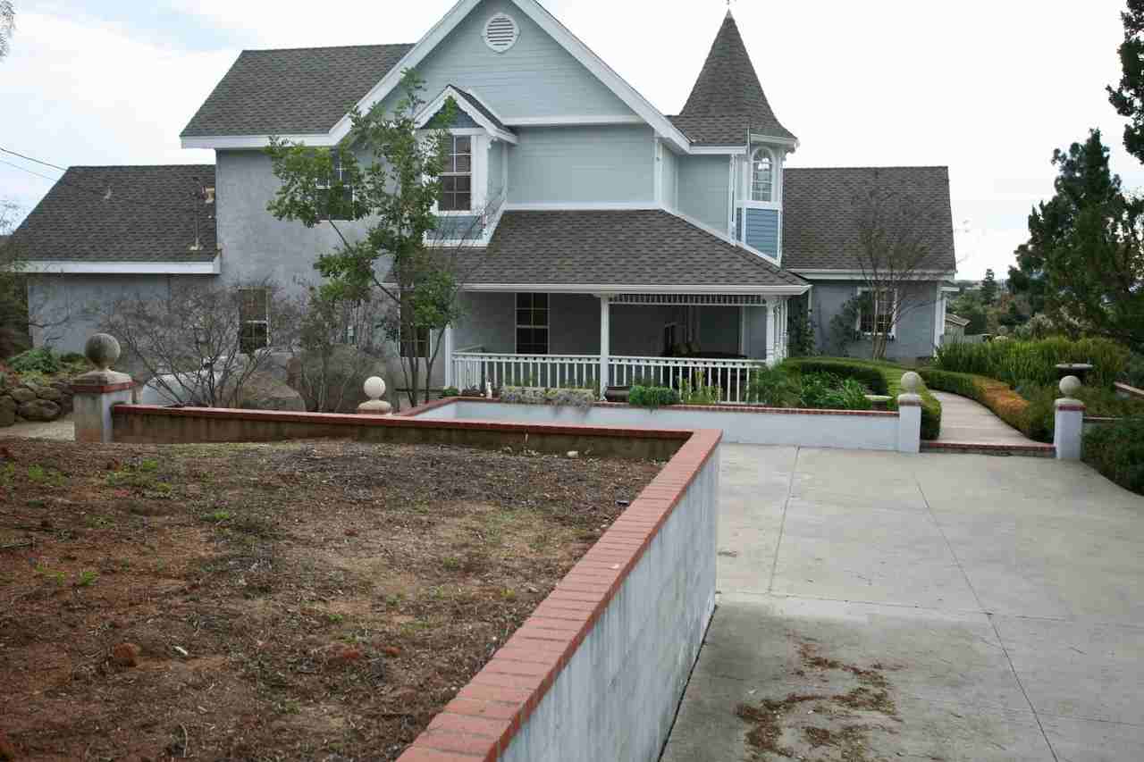 10031 Valle Caballo Ln - Photo 2 of 22