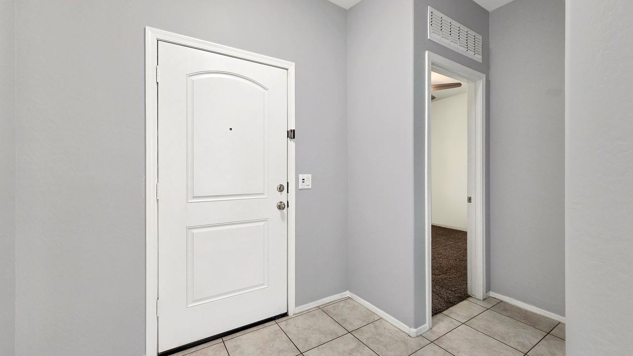 5042 S 237th Dr - Photo 5 of 35