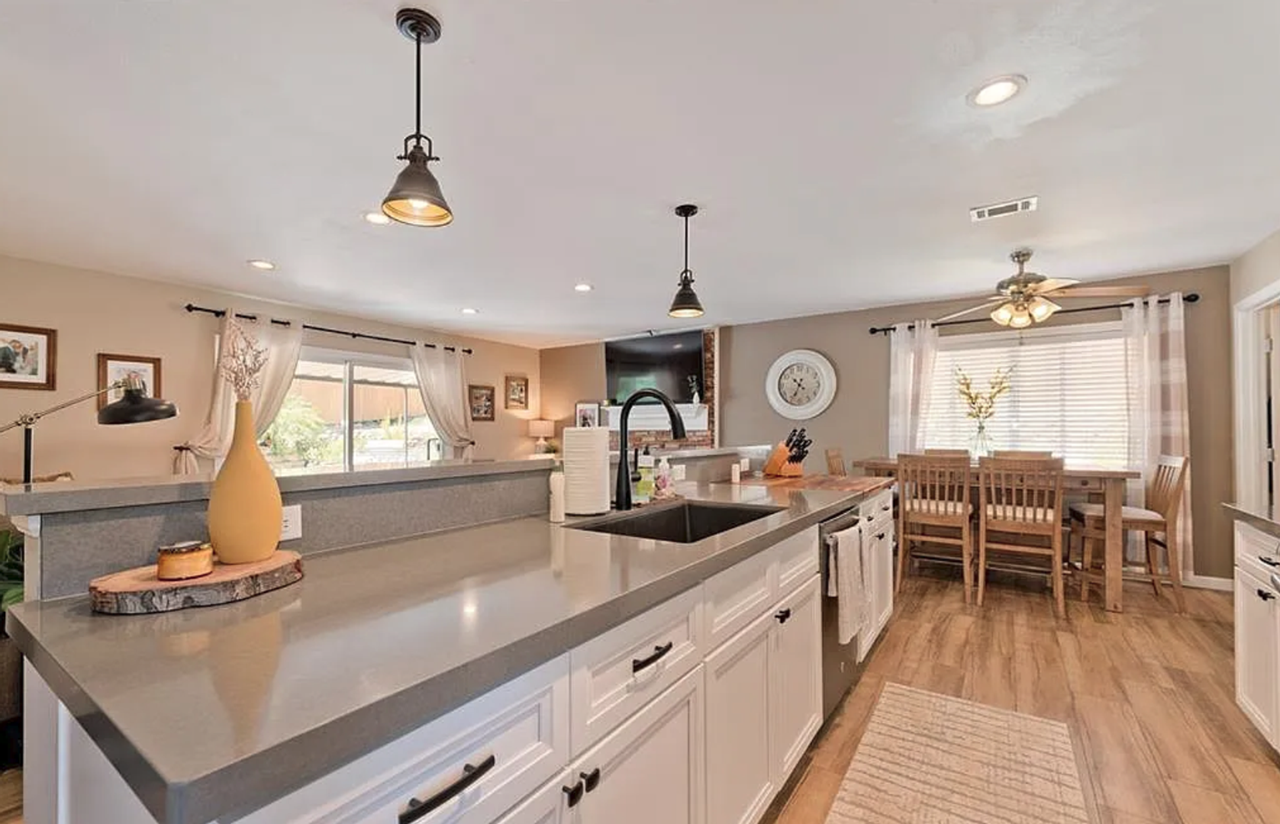 9455 Cathywood Dr - Photo 6 of 16