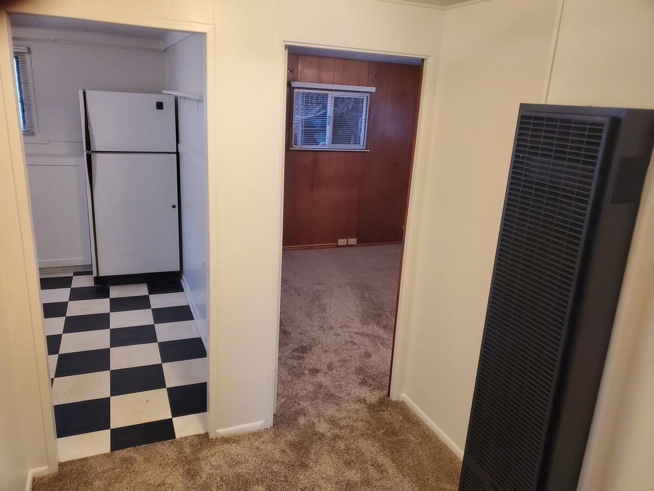 231 Surf St #B - Photo 5 of 12