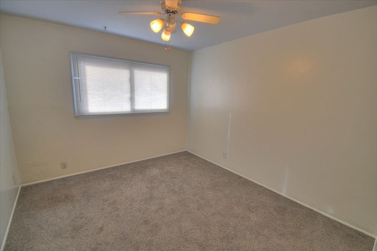 9805 Salem Rd Ne - Photo 4 of 8