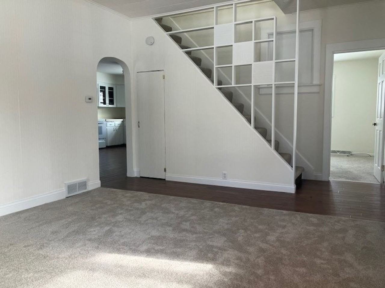 512 Tower St - Photo 5 of 25