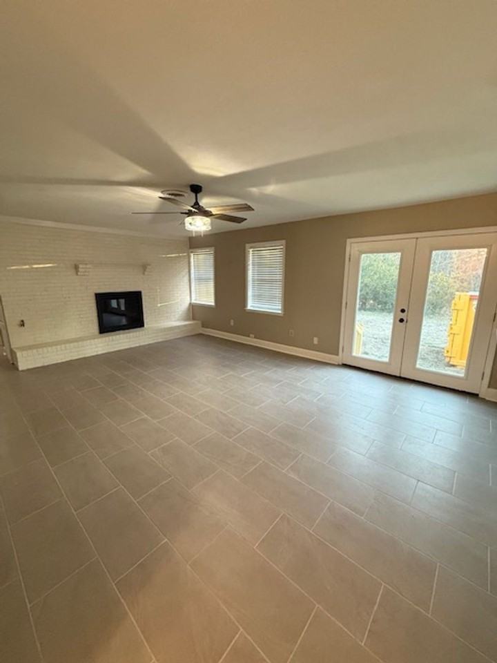 996 Stage Rd - Photo 4 of 24