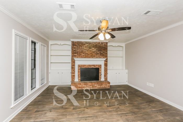 3837 Lost Lake Cv N - Photo 3 of 16