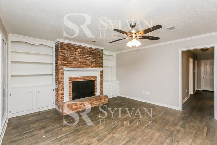 3837 Lost Lake Cv N - Photo 4 of 16