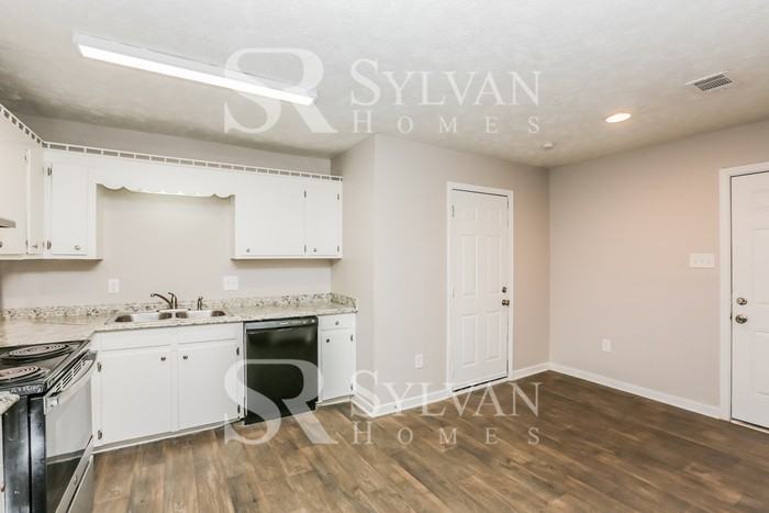 3837 Lost Lake Cv N - Photo 5 of 16