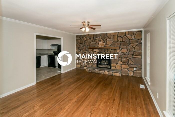 102 Moonglow Dr - Photo 2 of 15