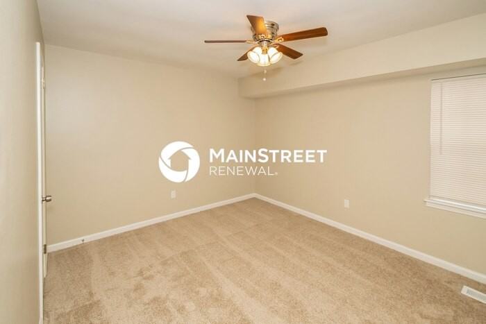 102 Moonglow Dr - Photo 6 of 15