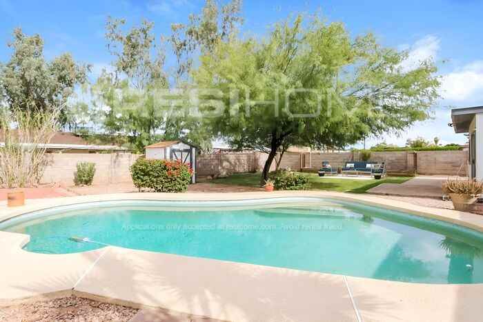 734 W Pecos Ave - Photo 2 of 19