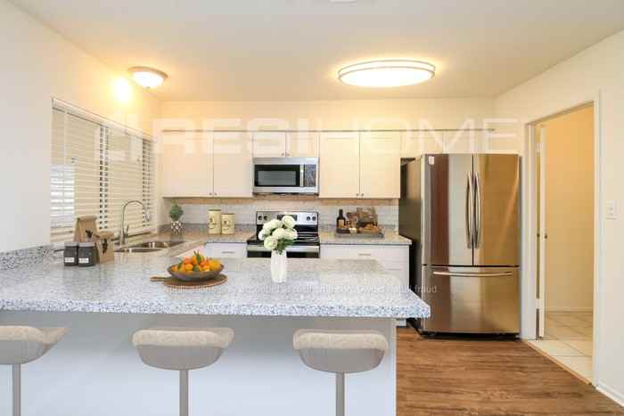 734 W Pecos Ave - Photo 3 of 19