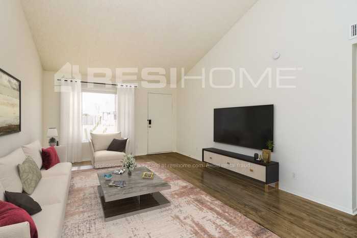 734 W Pecos Ave - Photo 6 of 19