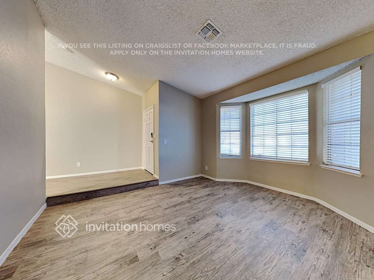 157 Sand Dune Ct - Photo 3 of 19