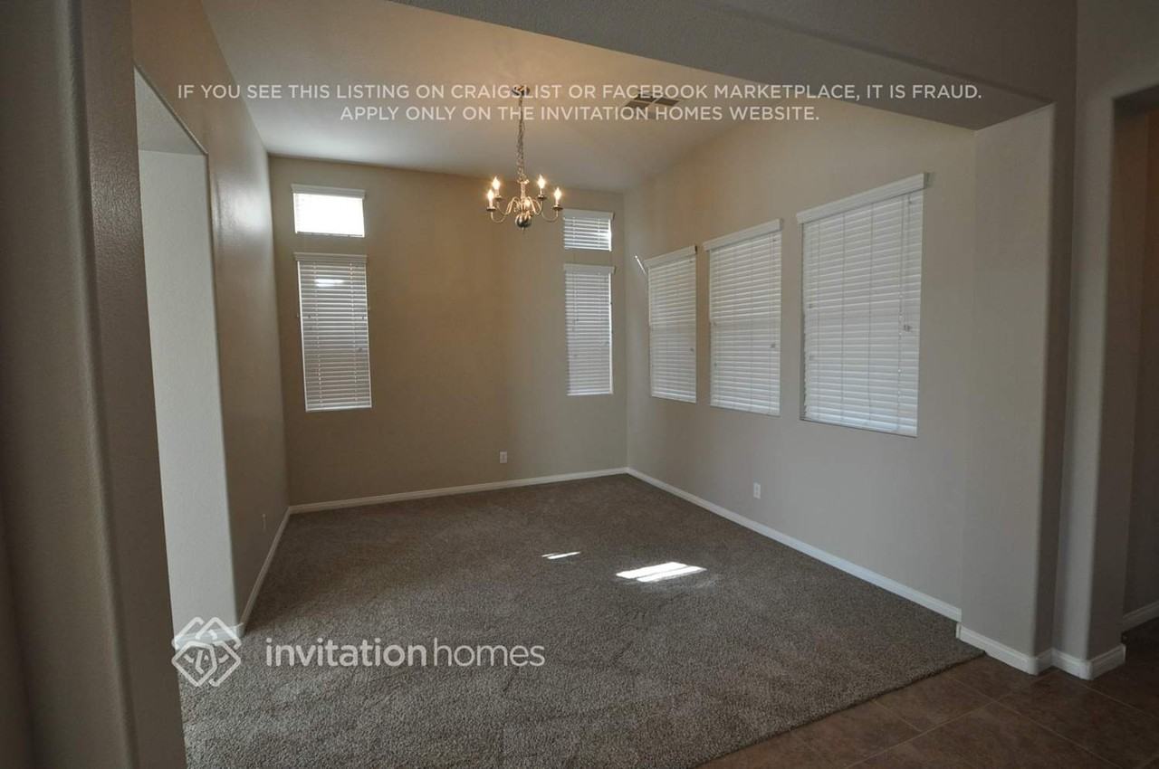 6324 Palmona St - Photo 3 of 10