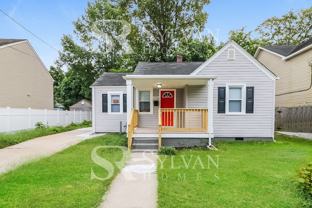 2726 Peronne Ave #A - Photo 1 of 1