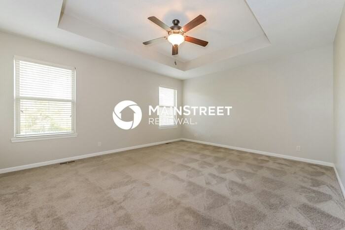 407 Golfview Dr - Photo 5 of 15