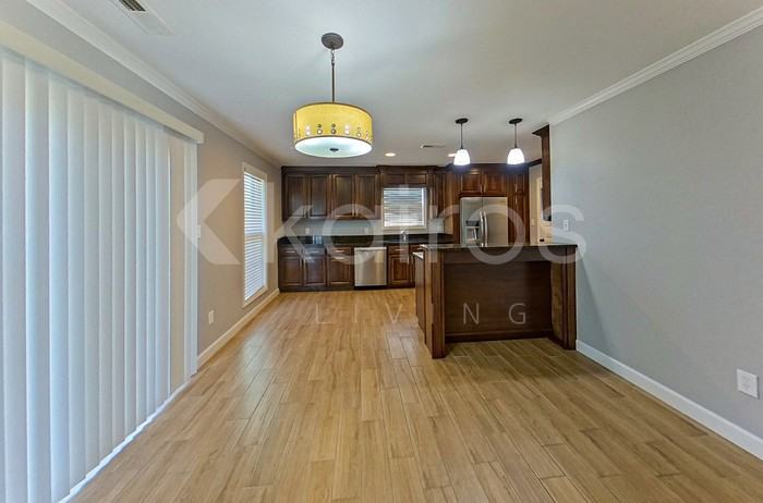 706 Hickory Ave - Photo 5 of 20