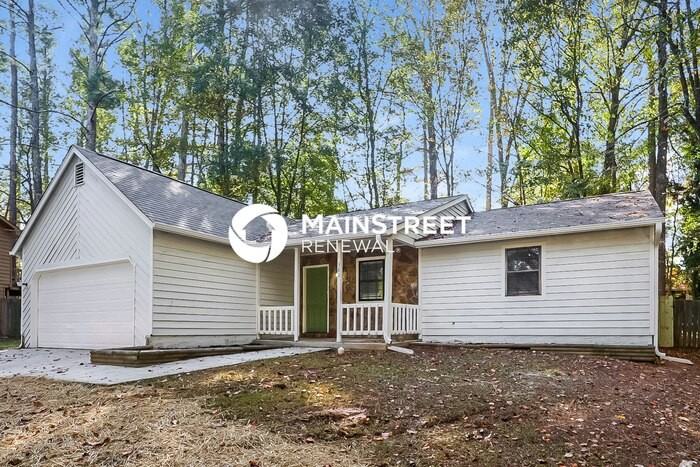 380 Fleming Ct - Photo 2 of 16