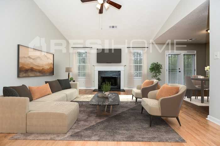 3185 Medina Dr - Photo 4 of 17