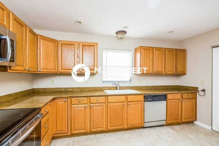 1253 Paradise Way - Photo 6 of 15