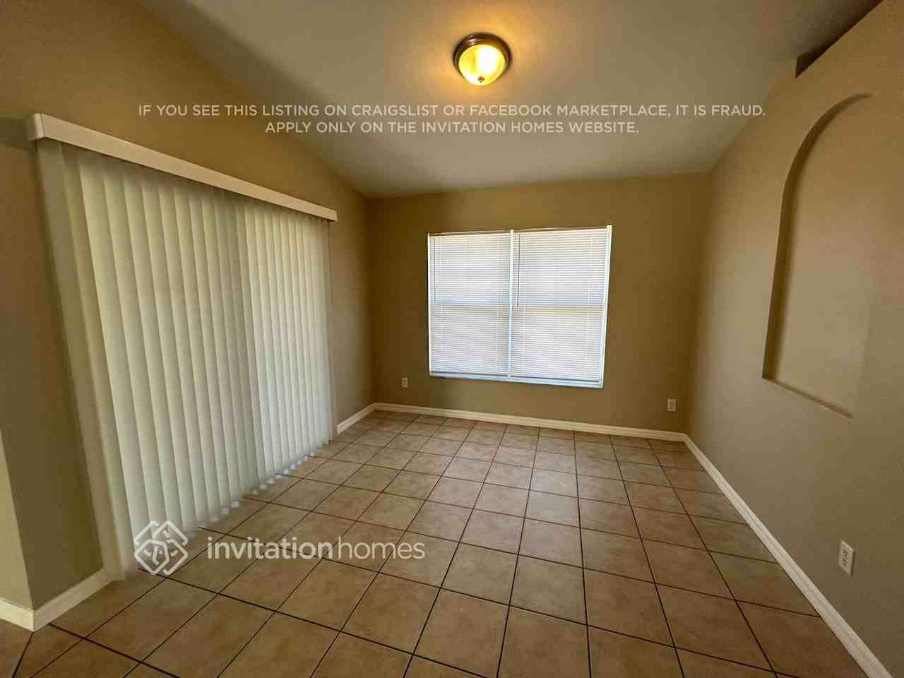 3423 Sw 9th Ave - Photo 5 of 15