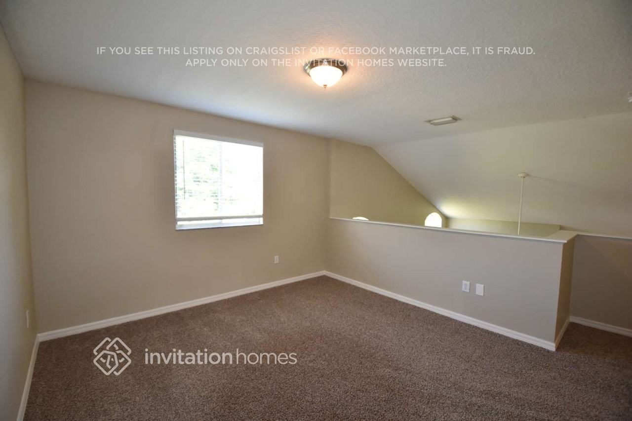 12840 Kings Lake Dr - Photo 4 of 11