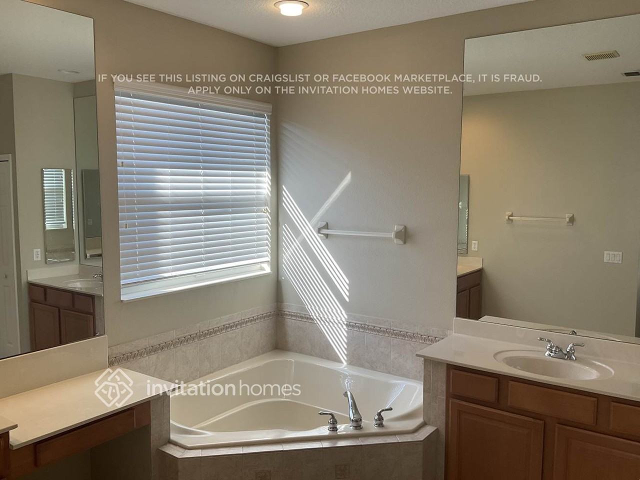 11530 Vicolo Loop - Photo 3 of 6