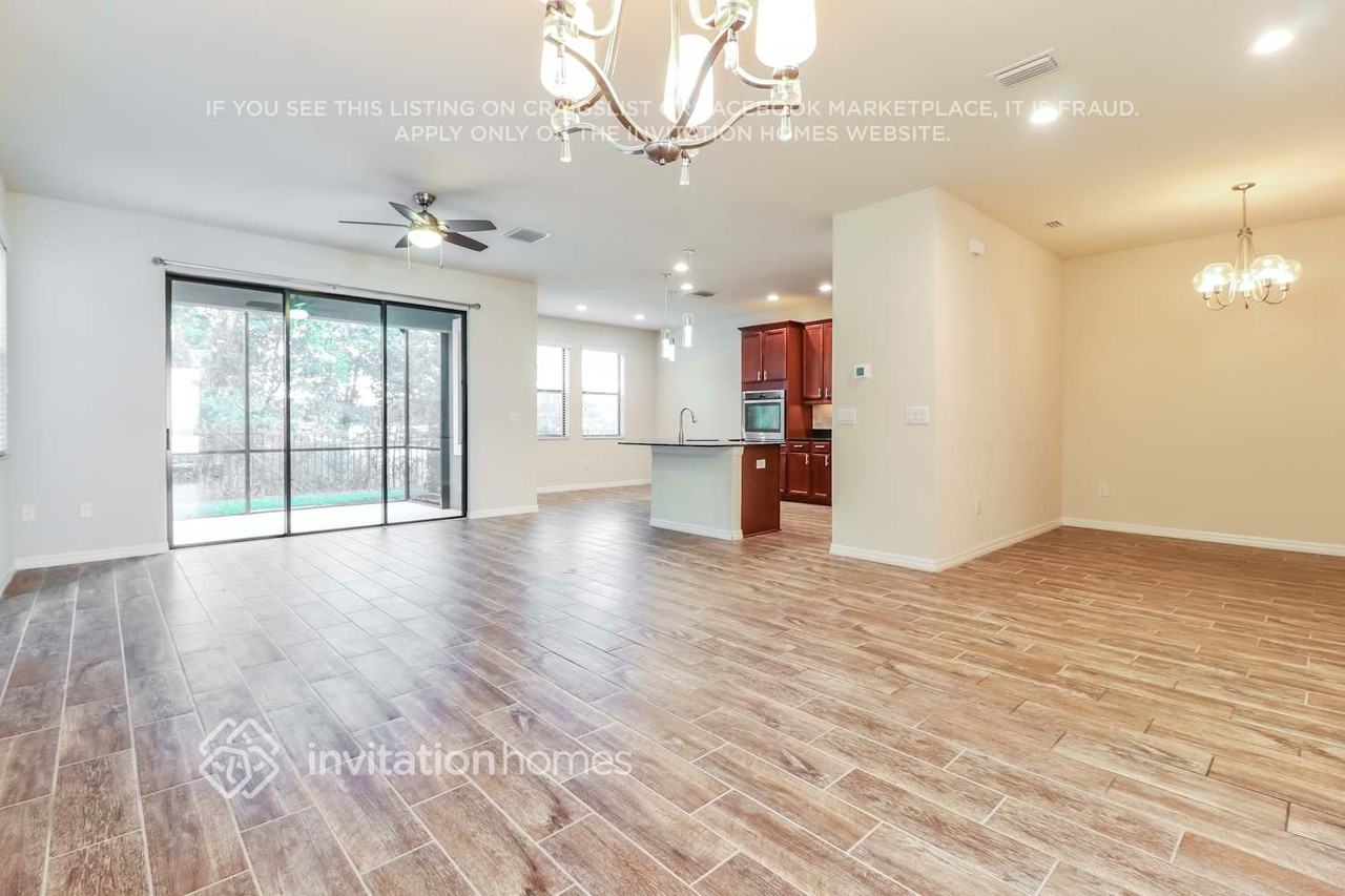 4954 Wandering Way - Photo 3 of 16