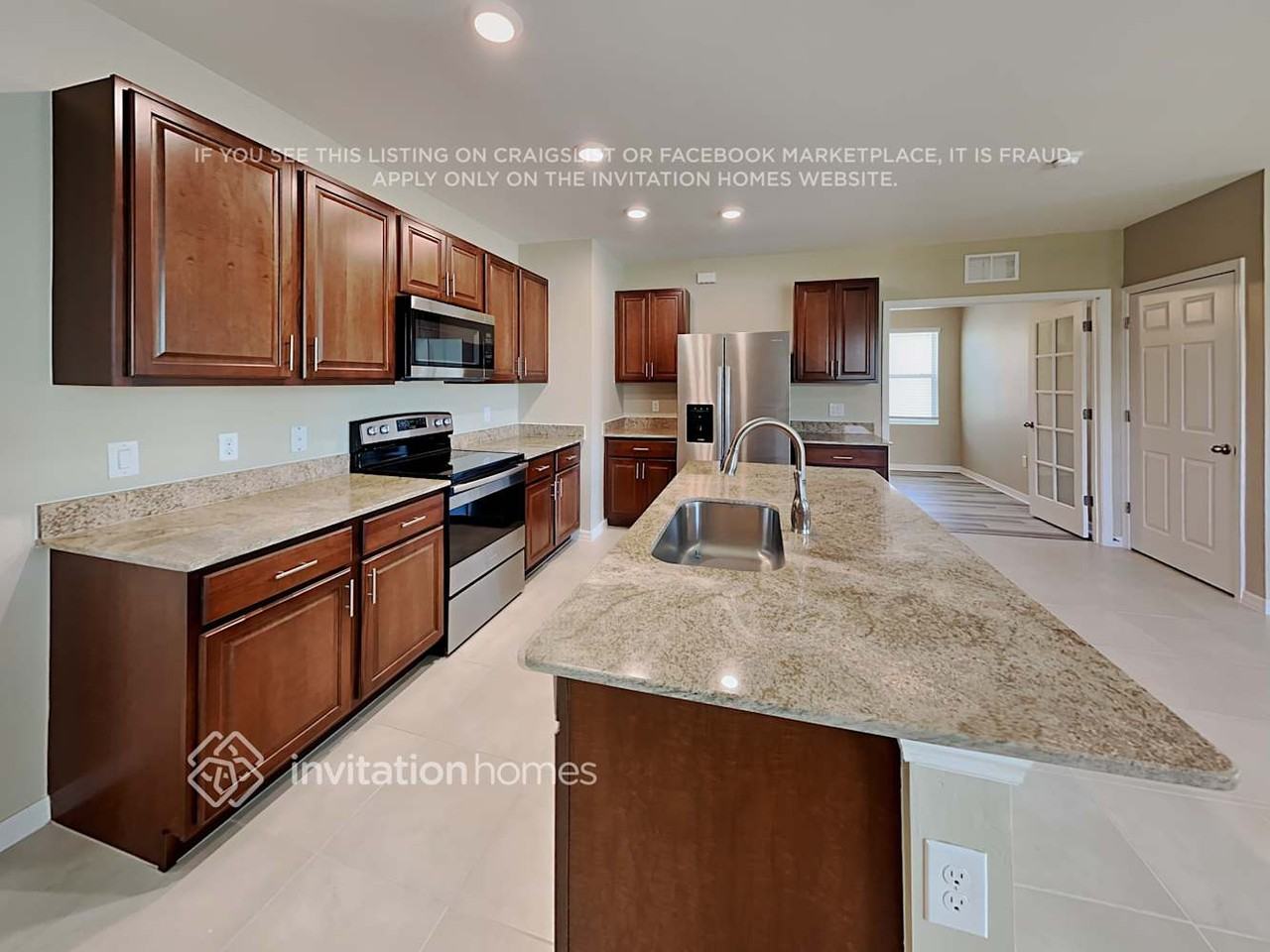 5246 Shell Mound Cir - Photo 5 of 17