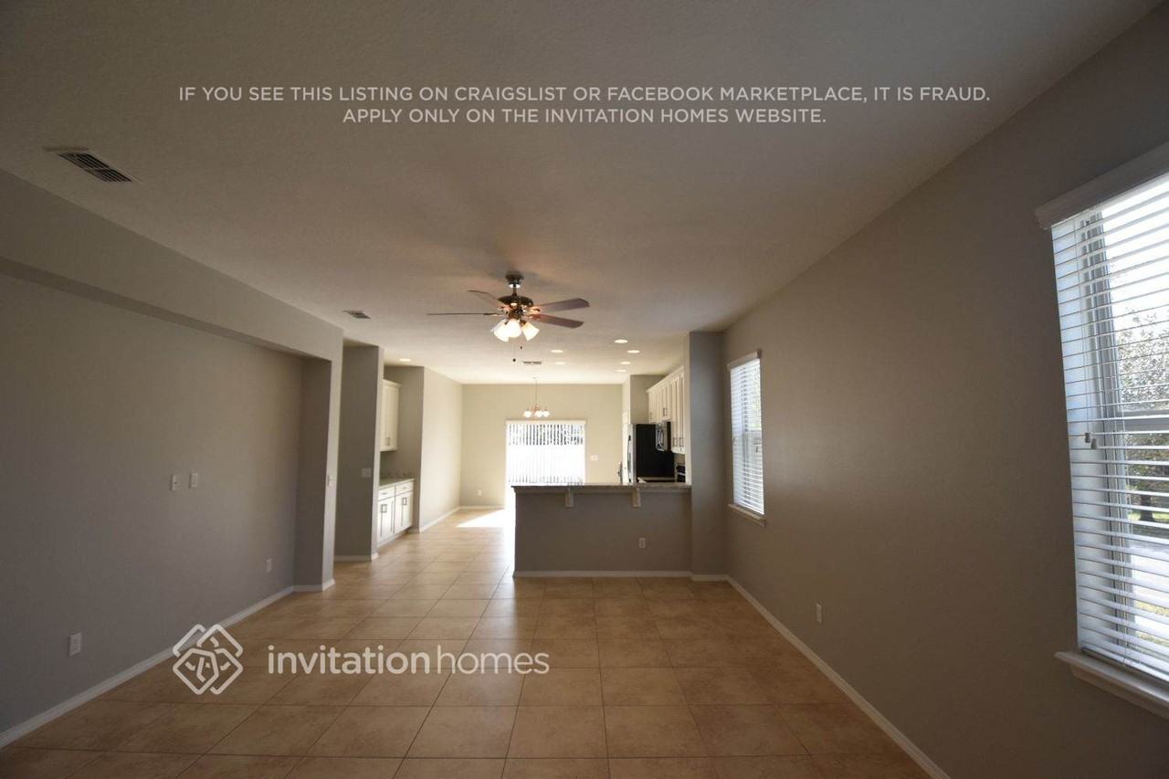 30249 Cheval St - Photo 6 of 21