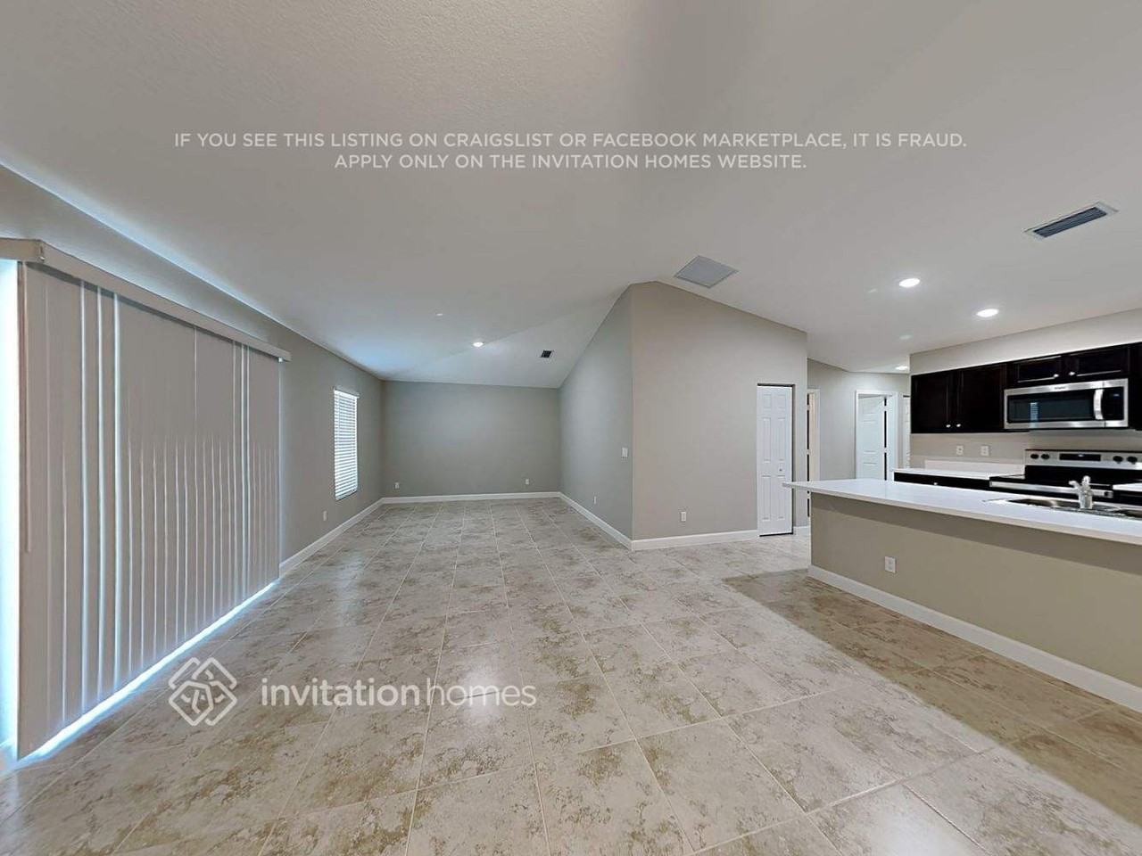 566 Olney St Sw - Photo 3 of 20