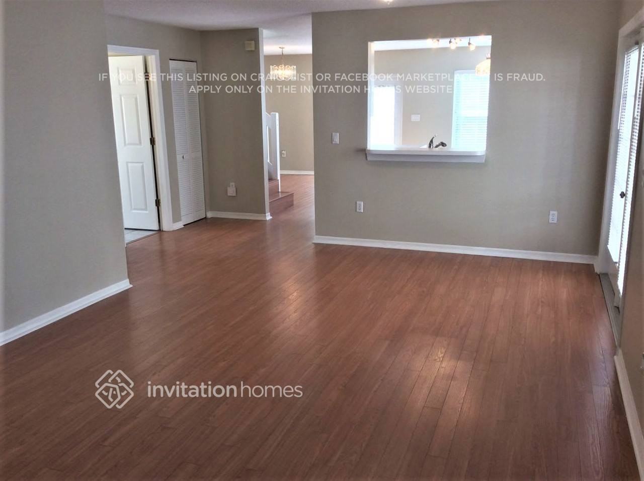 8558 Manassas Rd - Photo 3 of 18