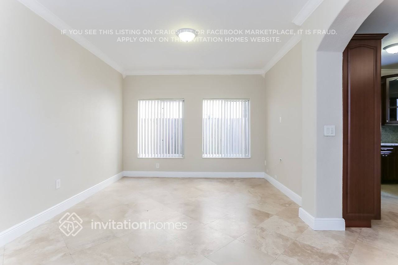 4601 Sw 164th Ct - Photo 3 of 17