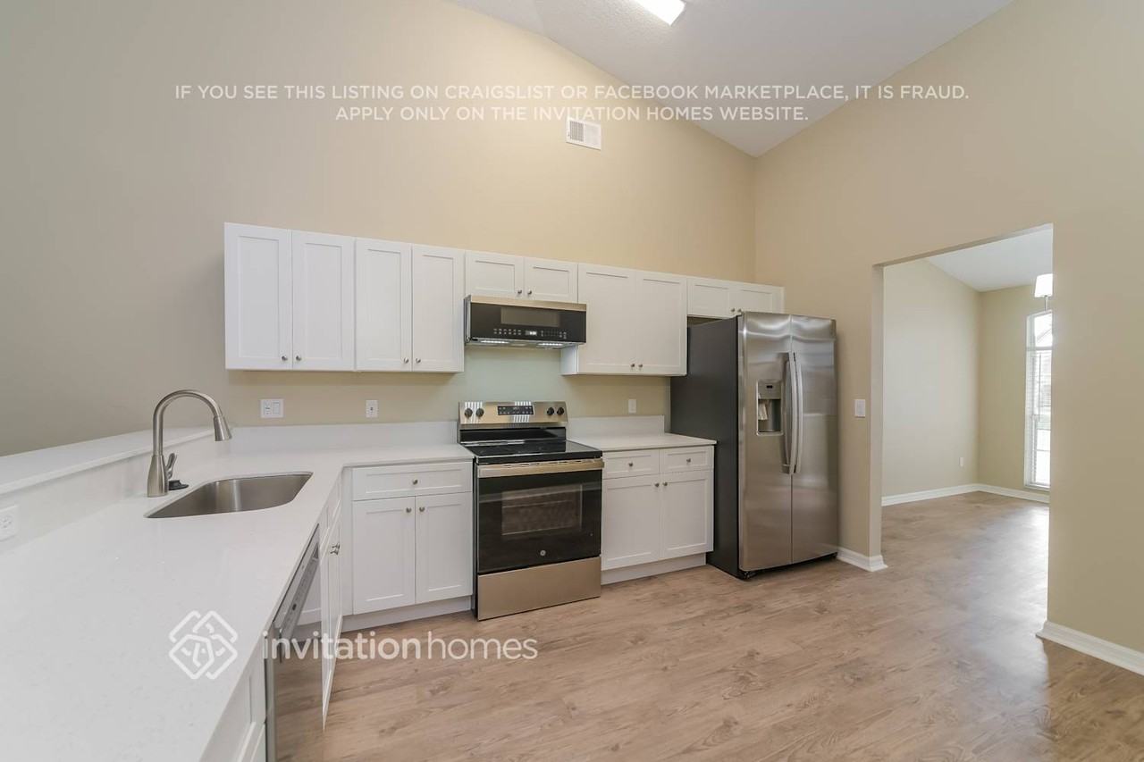 238 Old Mill Cir - Photo 7 of 17