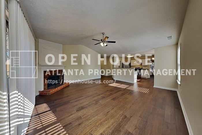 3165 Bellestone Ct - Photo 4 of 23