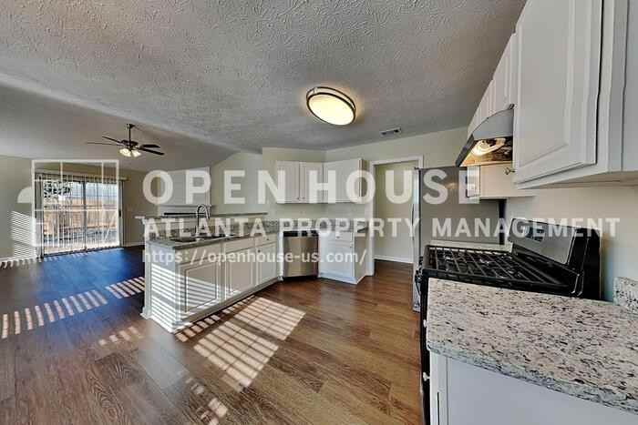 3165 Bellestone Ct - Photo 6 of 23