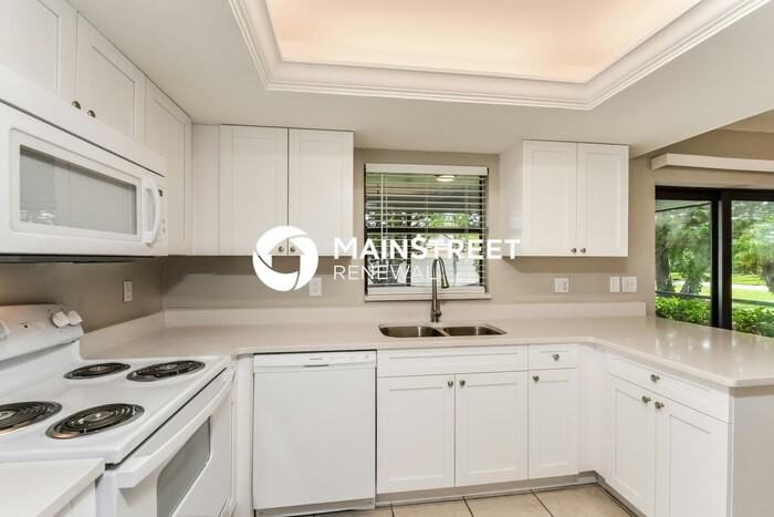 219 Se 20th St - Photo 7 of 16