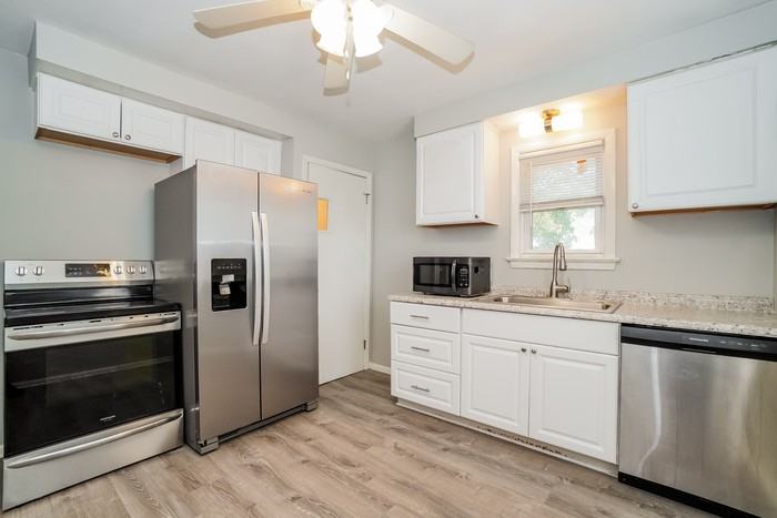 16 Broadmore Ave - Photo 7 of 15