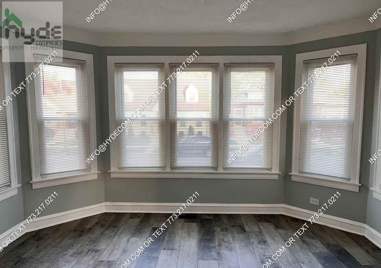 8728 S Honore St #1 - Photo 3 of 11