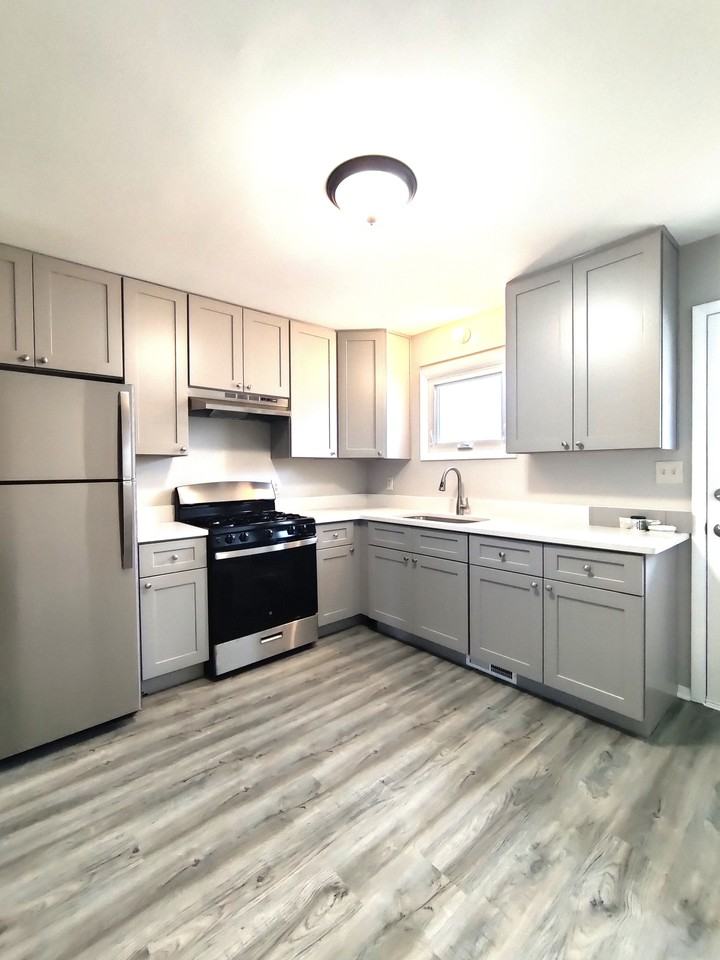 5 E Hall St #5 - Photo 3 of 13